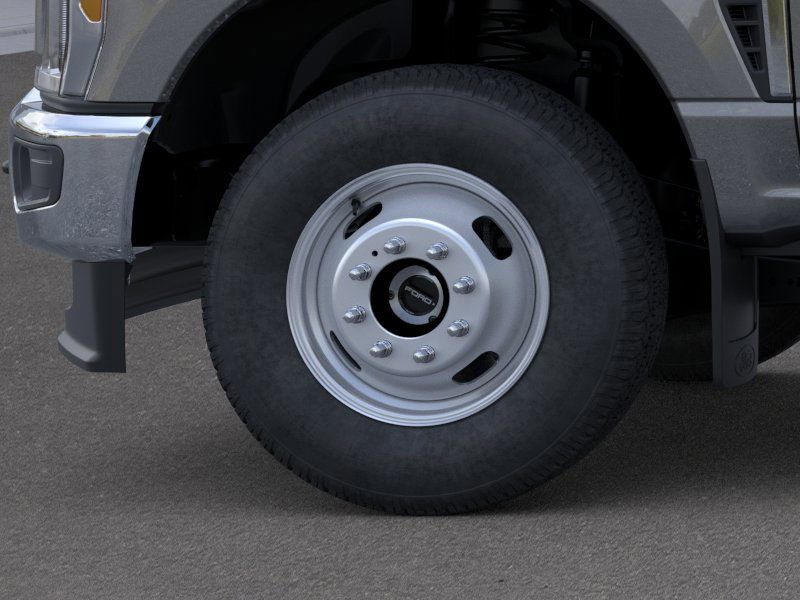 New 2026 Ford F350 XLT w/ FX4 Off-Road Package image 19
