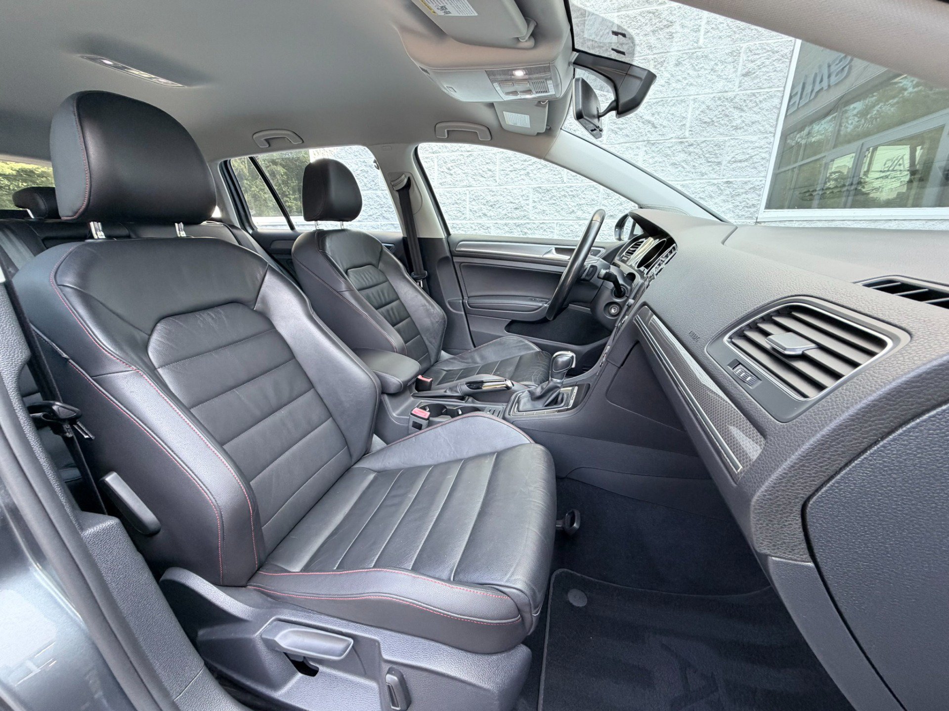 Used 2018 Volkswagen Golf Alltrack S AWD/4WD image 20