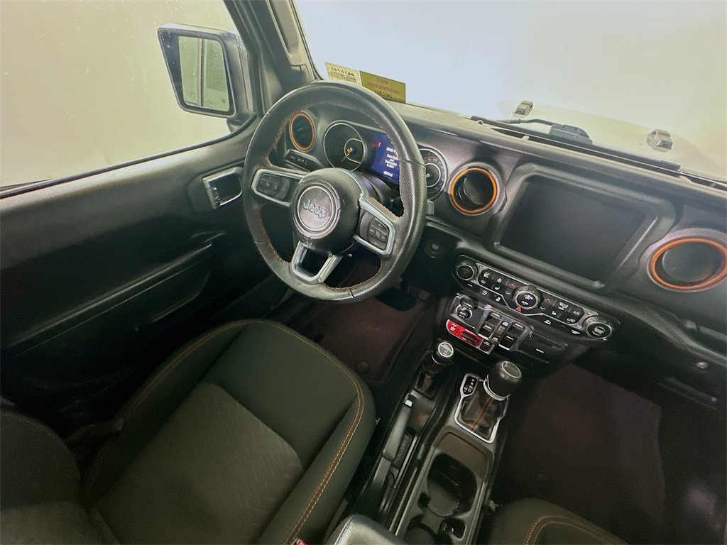 Used 2023 Jeep Gladiator Mojave w/ Cold Weather Group image 9