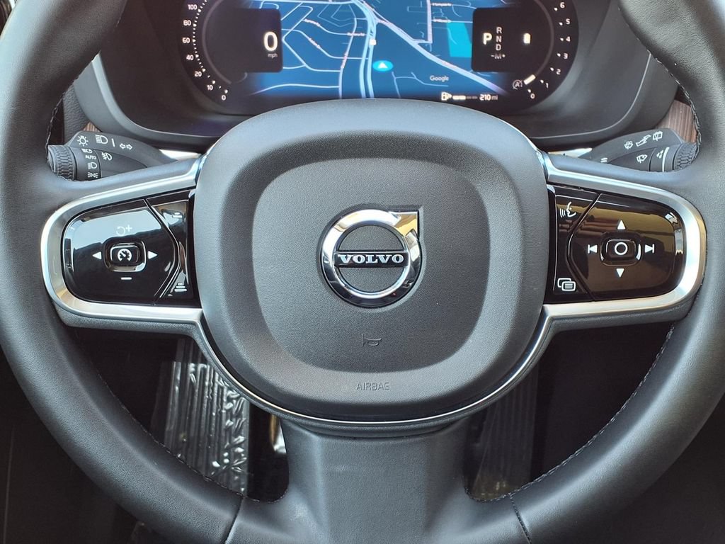 Certified 2023 Volvo XC60 B5 Ultimate w/ Climate Package AWD/4WD image 13