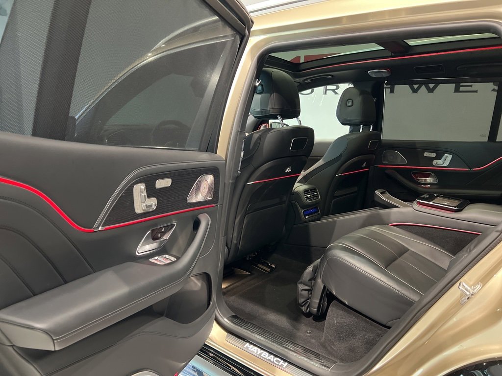 Used 2021 Mercedes-Benz Maybach GLS 600 4MATIC image 38