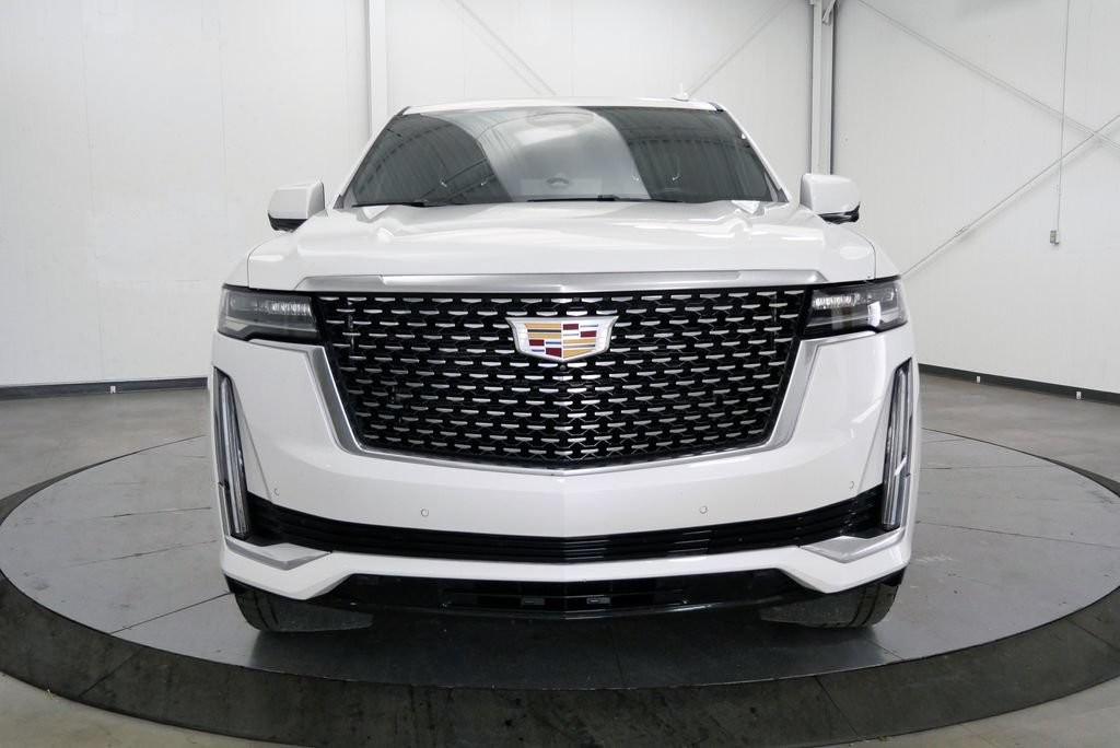 Used 2021 Cadillac Escalade ESV Premium Luxury AWD/4WD image 2