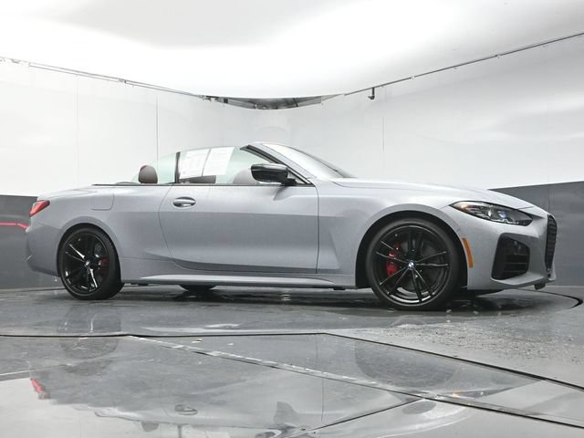 Used 2023 BMW M440i Convertible w/ Premium Package RWD image 29