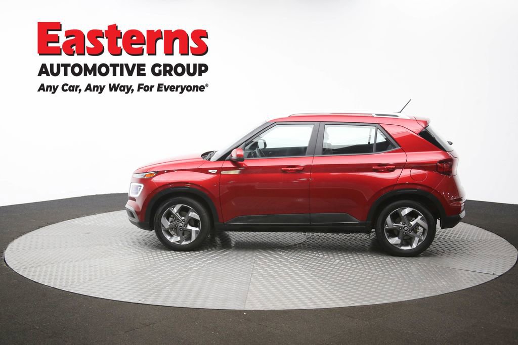 Used 2025 Hyundai Venue Limited FWD image 60