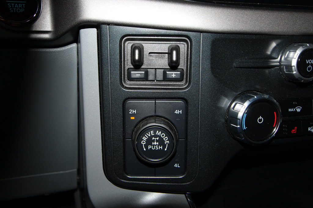 Used 2024 Ford F150 XLT w/ Equipment Group 302A MID AWD/4WD image 17