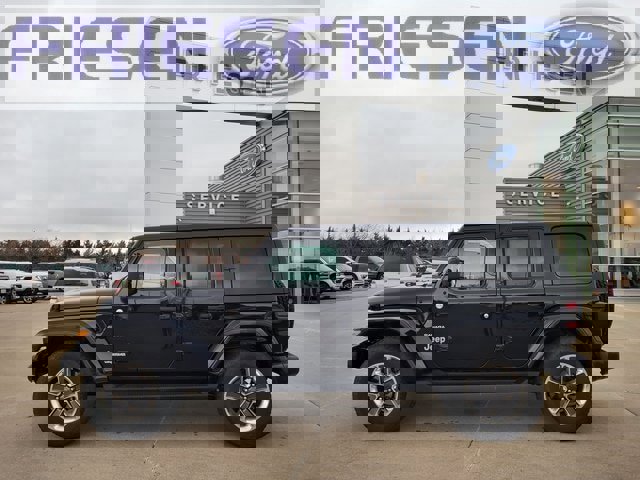 Used 2020 Jeep Wrangler Unlimited Sahara image 4