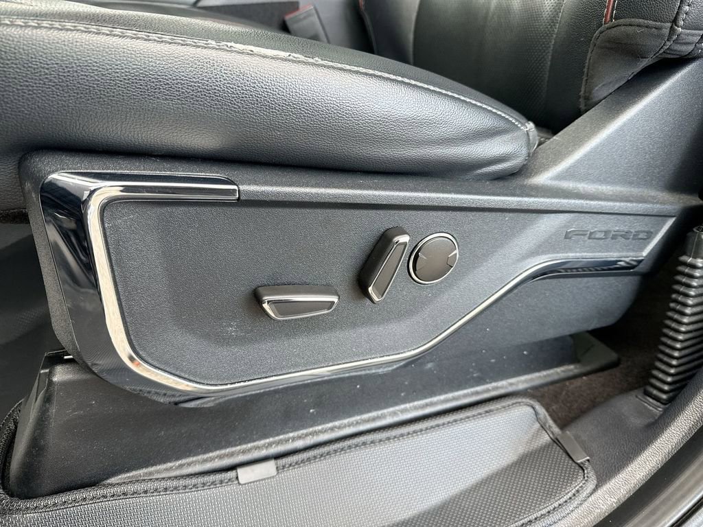 Used 2022 Ford F150 Lariat w/ Equipment Group 502A High image 12