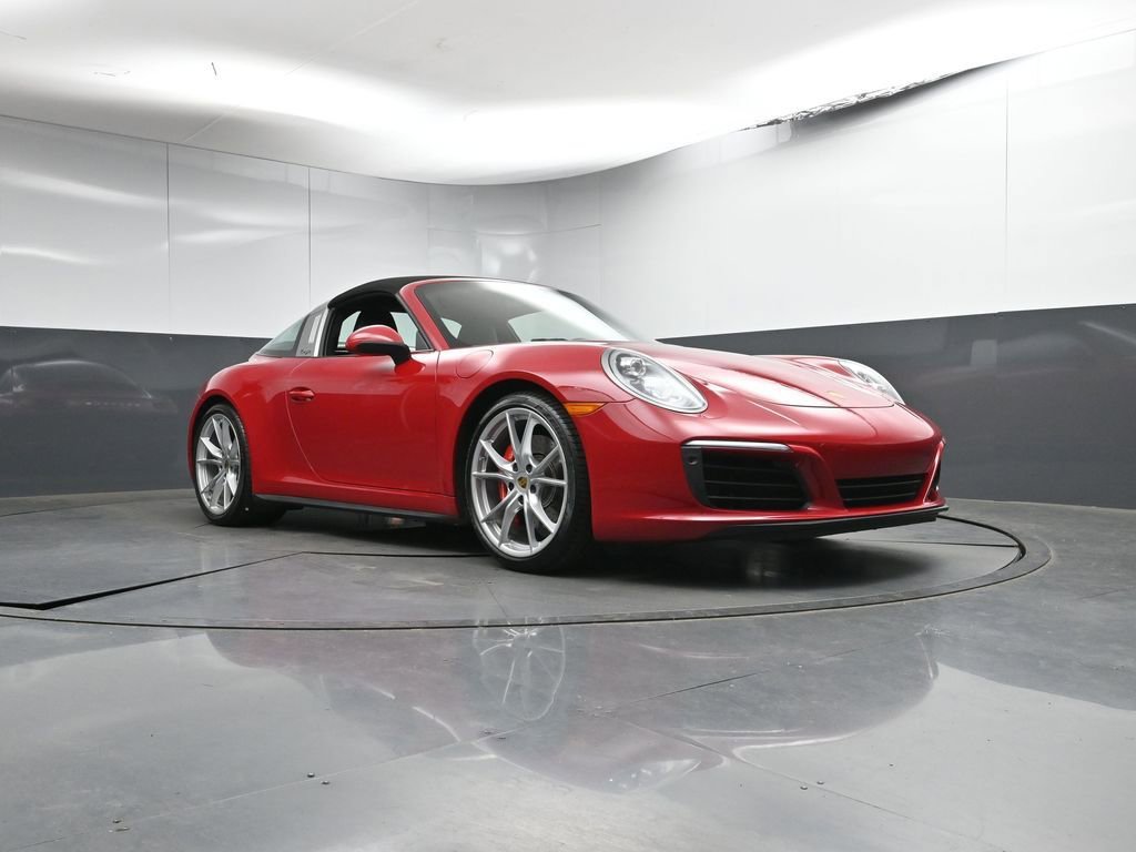 Certified 2019 Porsche 911 Targa 4S AWD/4WD image 31