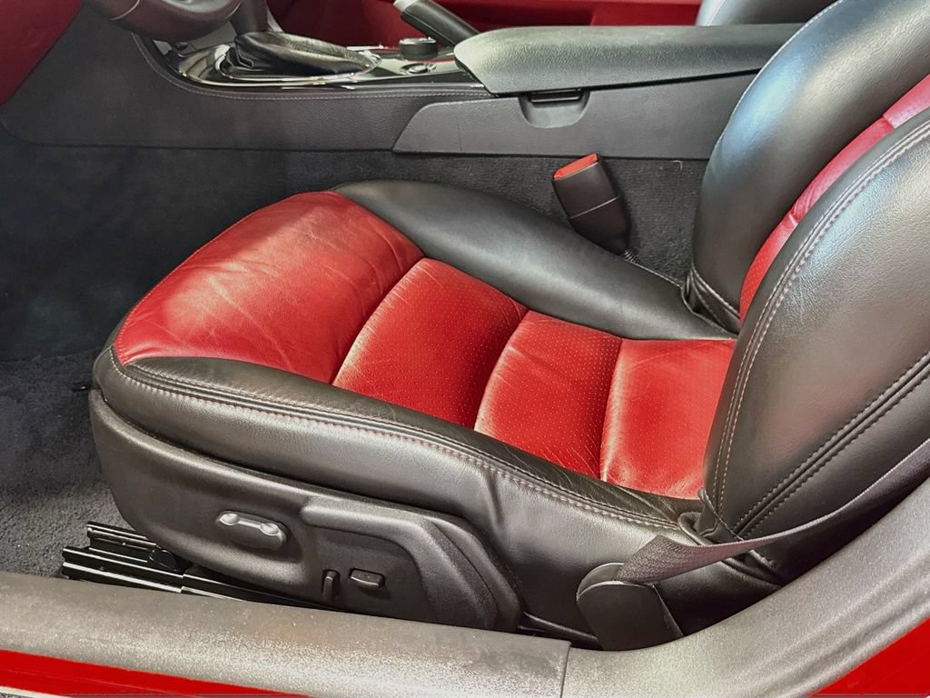 Used 2011 Chevrolet Corvette Grand Sport w/ Preferred Equipment Group RWD image 18