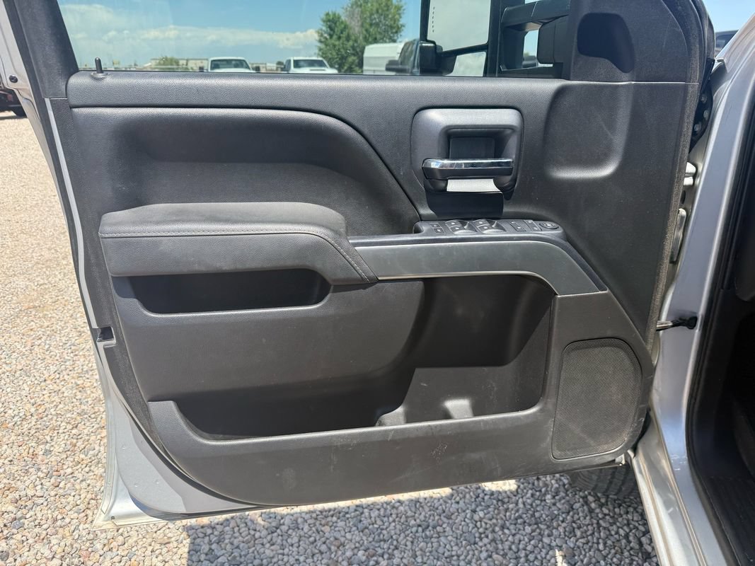 Used 2016 Chevrolet Silverado 2500 LT AWD/4WD image 29