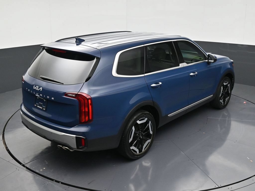 Used 2024 Kia Telluride S FWD image 16