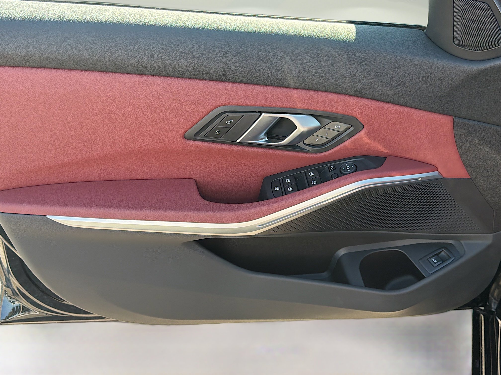 Used 2025 BMW 330i Sedan image 22