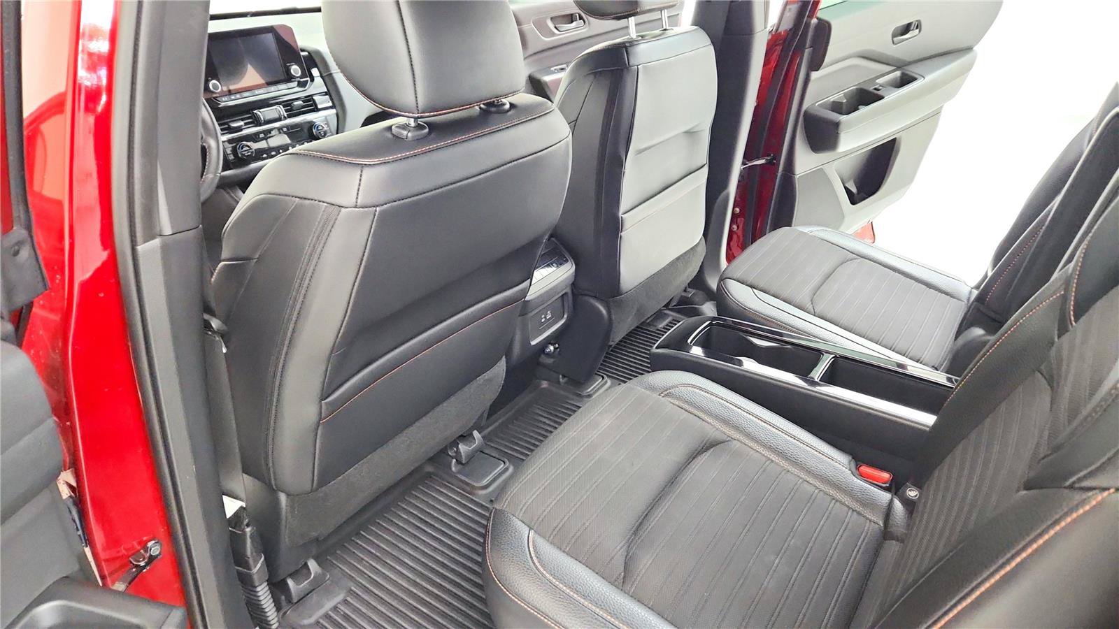 Used 2023 Nissan Pathfinder Rock Creek AWD/4WD image 18