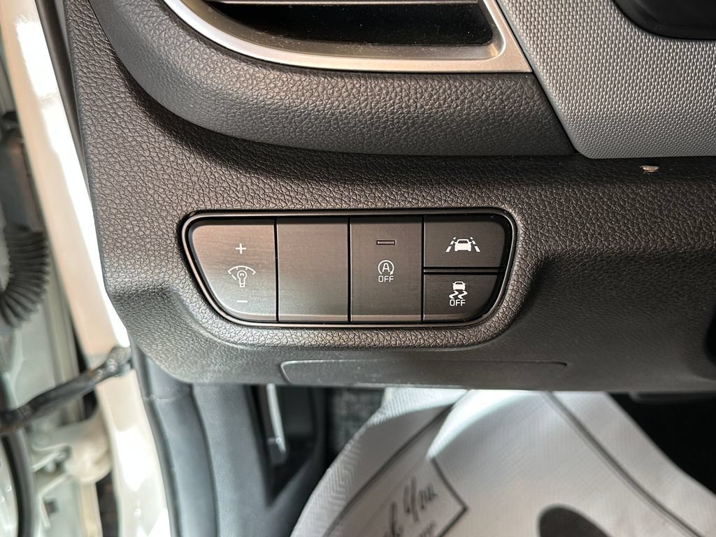 Used 2023 Kia Seltos LX AWD/4WD image 18