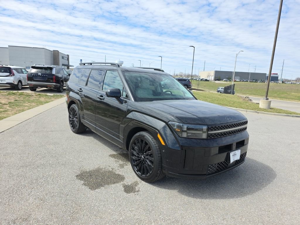 Used 2024 Hyundai Santa Fe Calligraphy image 3