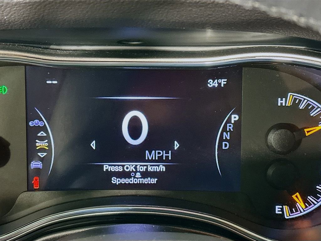 Used 2019 Jeep Grand Cherokee Laredo image 17