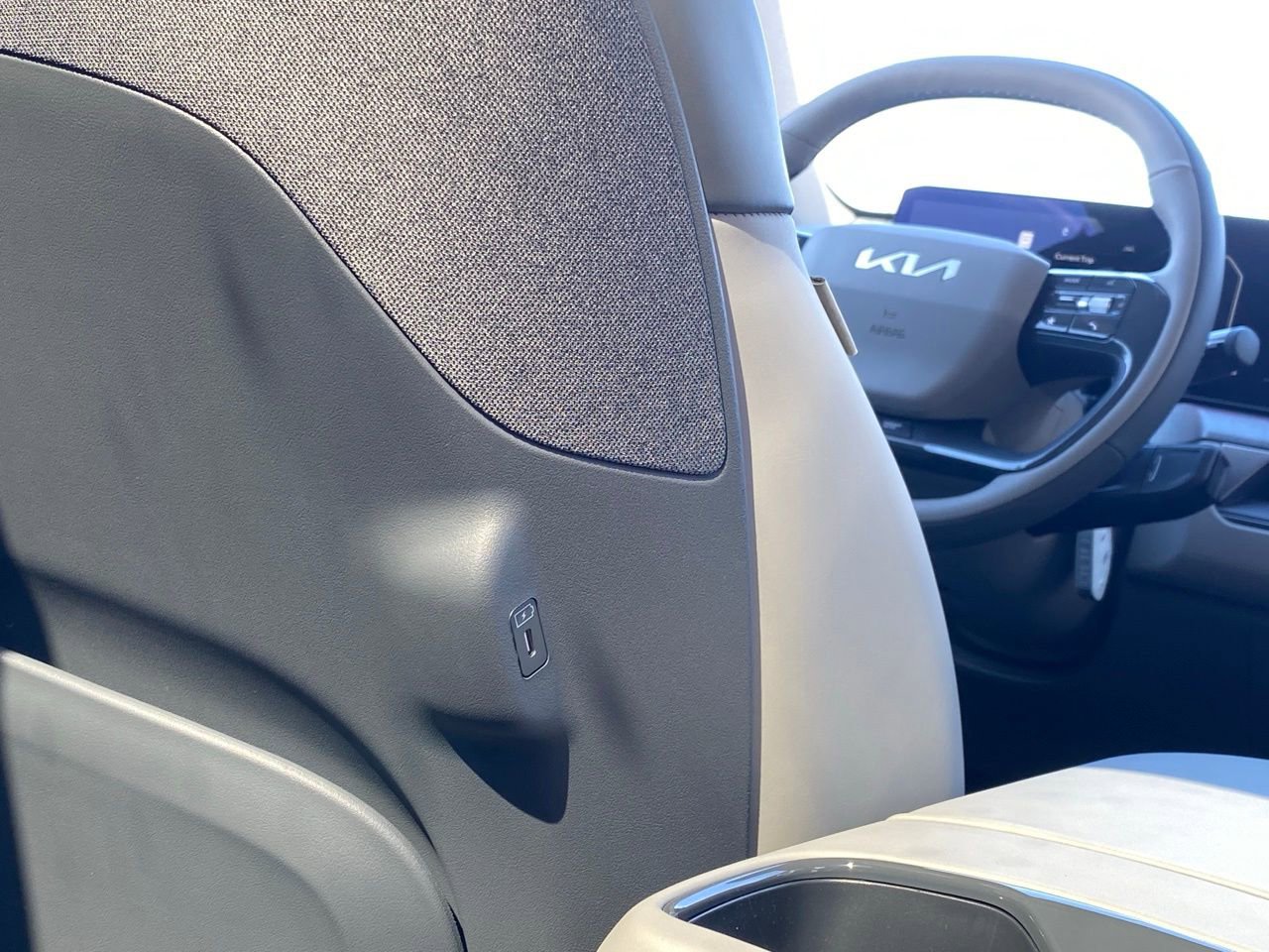 New 2026 Kia EV9 Wind AWD/4WD image 24