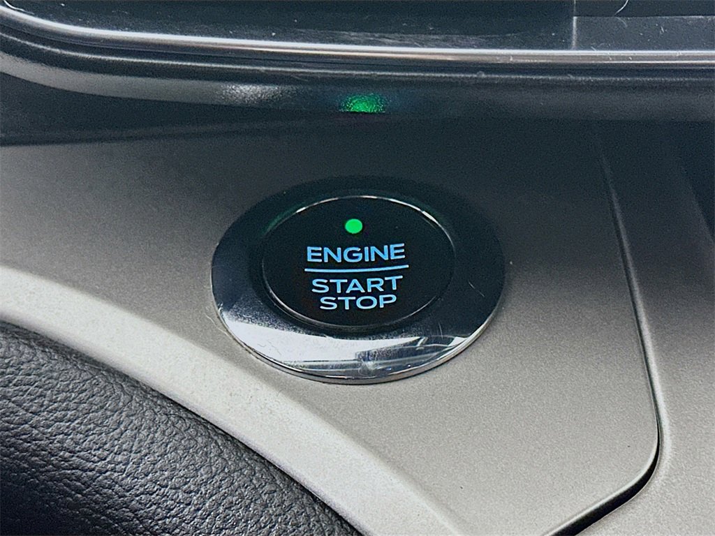 Used 2021 Ford Explorer XLT w/ Equipment Group 202A image 28