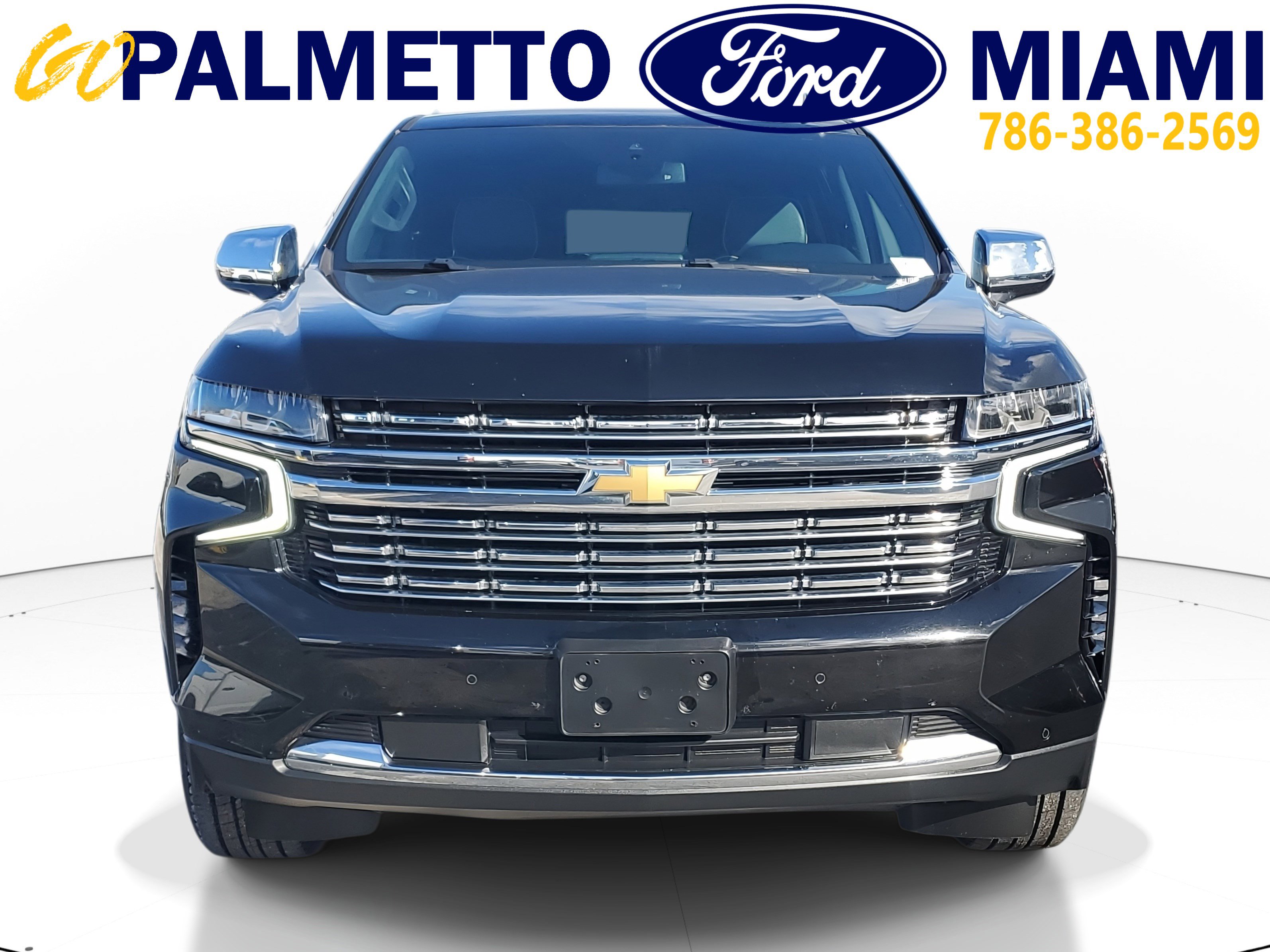 Used 2023 Chevrolet Suburban Premier image 2