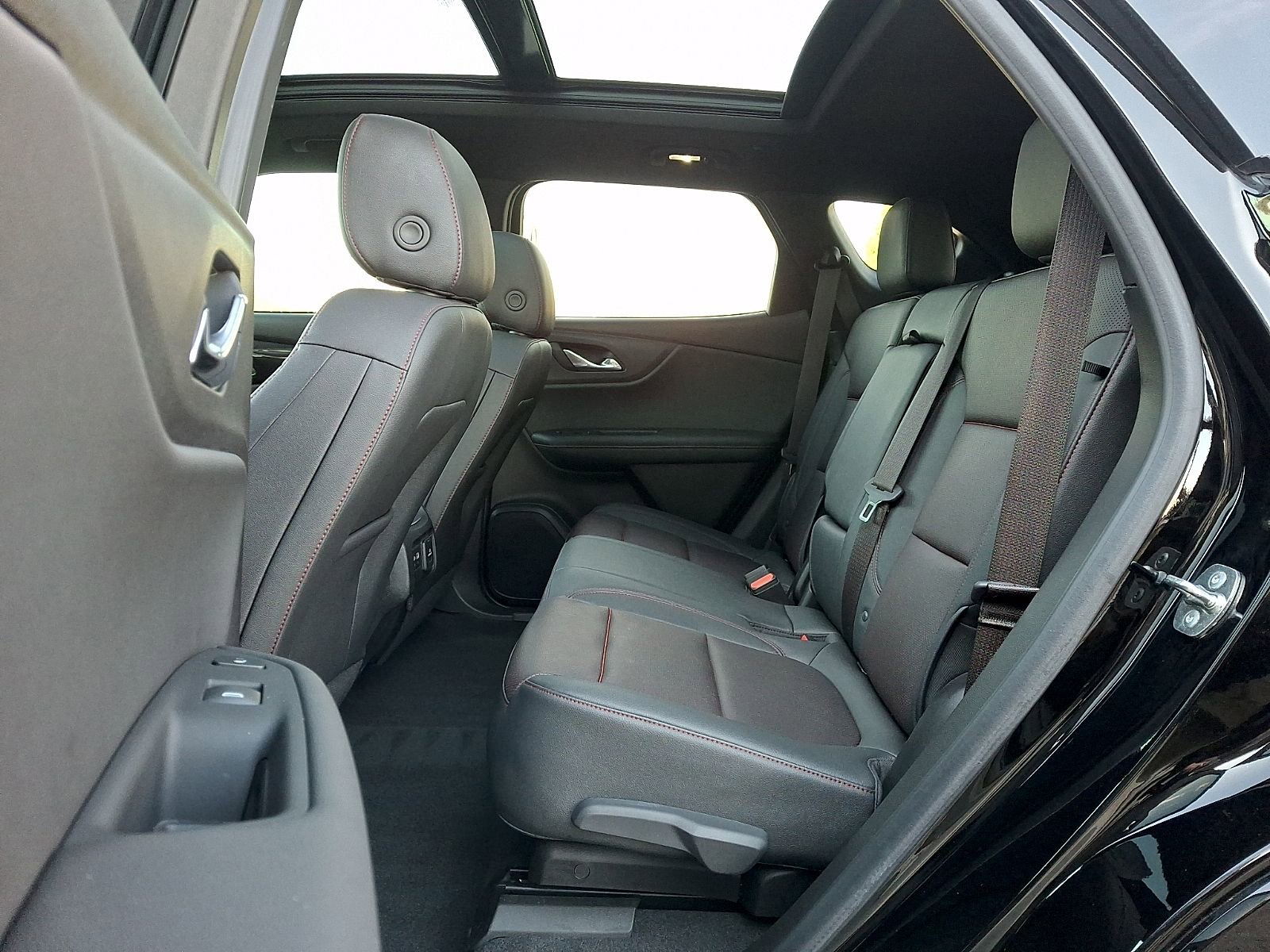 Used 2023 Chevrolet Blazer RS w/ Enhanced Convenience Package image 10