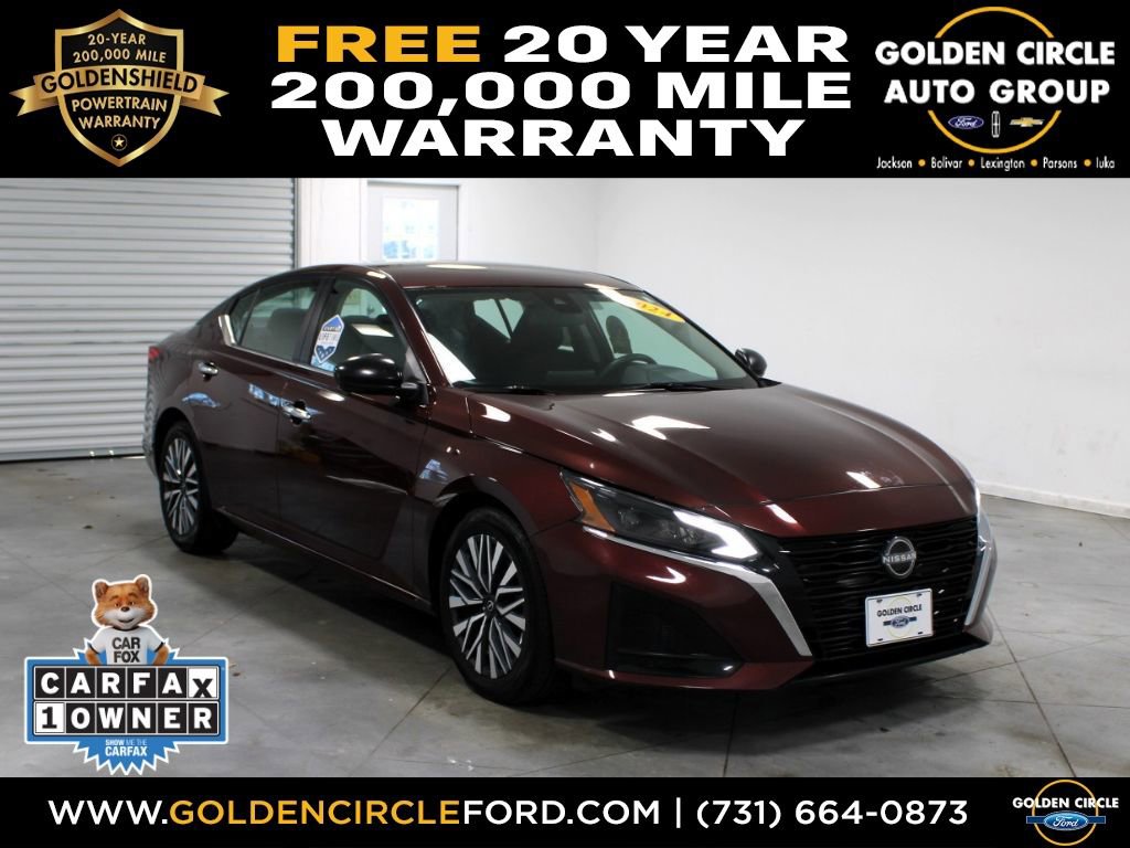 Used 2024 Nissan Altima 2.5 SV image 1
