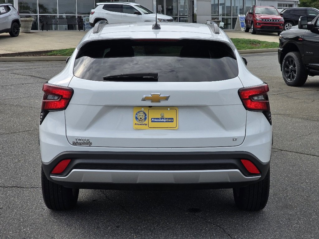 Used 2024 Chevrolet Trax LT image 25