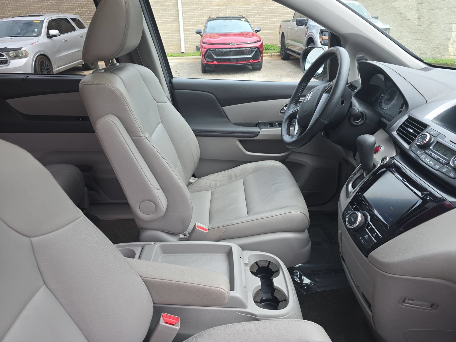 Used 2014 Honda Odyssey EX-L image 10