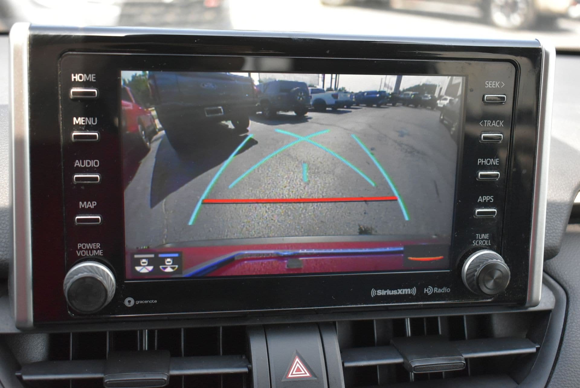 Used 2020 Toyota RAV4 XLE w/ Convenience Package AWD/4WD image 27