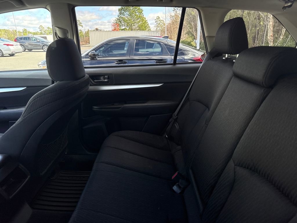Used 2011 Subaru Outback 2.5i Premium w/ All-Weather Pkg image 18