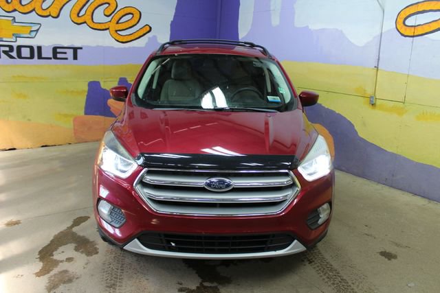 Used 2017 Ford Escape SE w/ Equipment Group 201A image 3