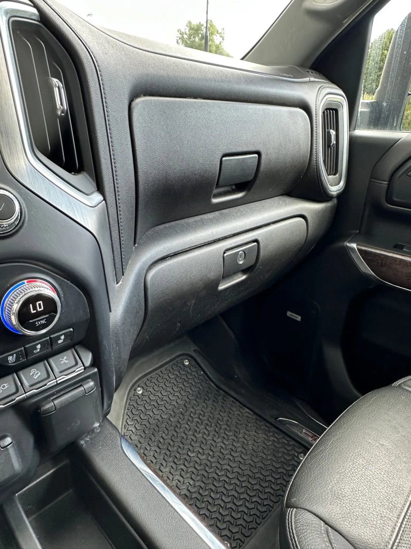 Used 2021 GMC Sierra 2500 Denali w/ Denali Black Diamond Edition image 23