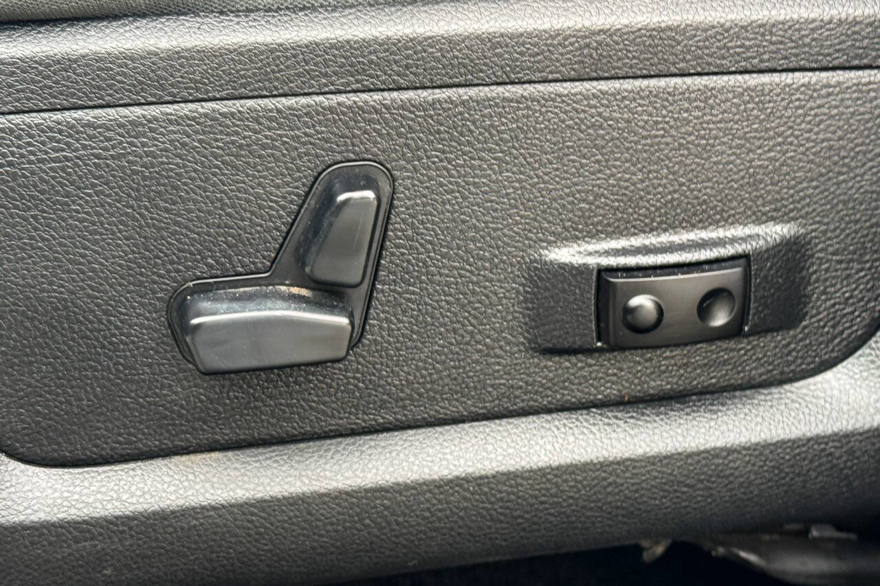 Used 2013 RAM 1500 Big Horn image 24