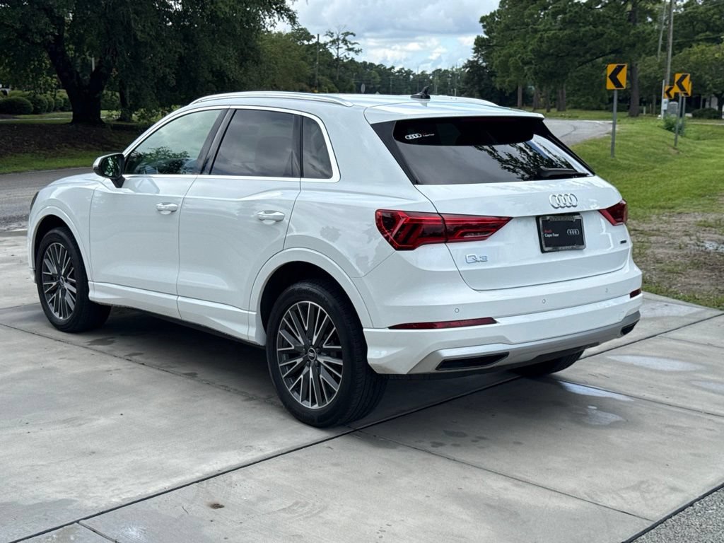 Used 2022 Audi Q3 2.0T Premium AWD/4WD image 5
