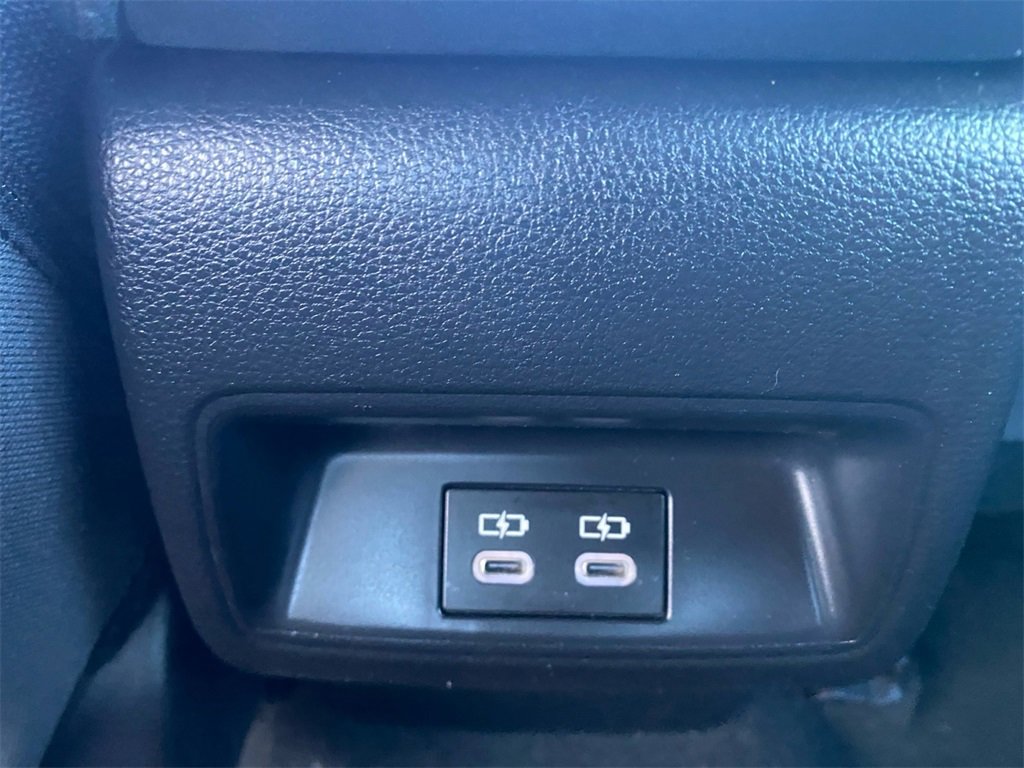 Used 2024 Toyota Corolla LE image 29