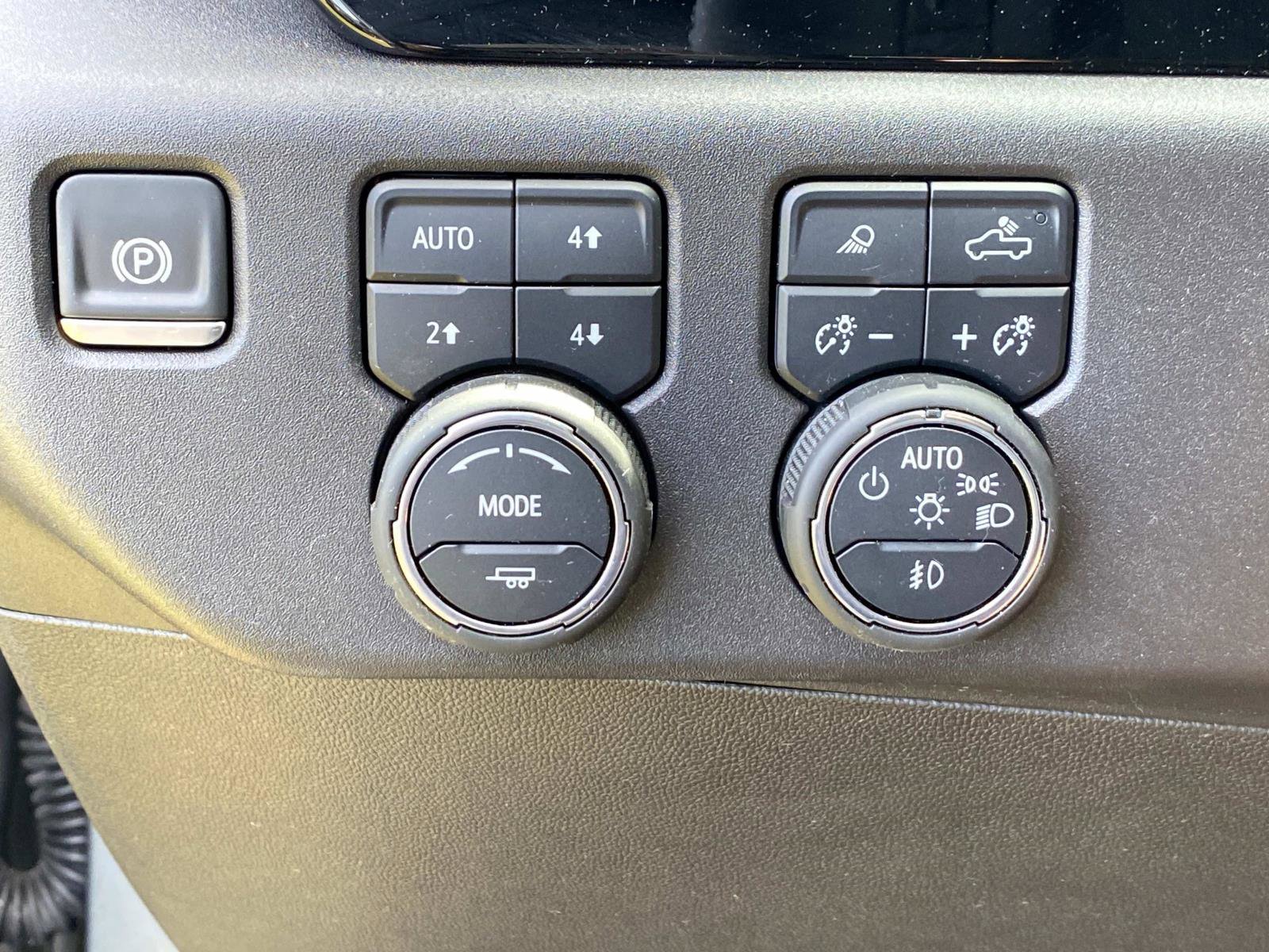 Used 2024 Chevrolet Silverado 1500 ZR2 w/ ZR2 Bison Edition image 18