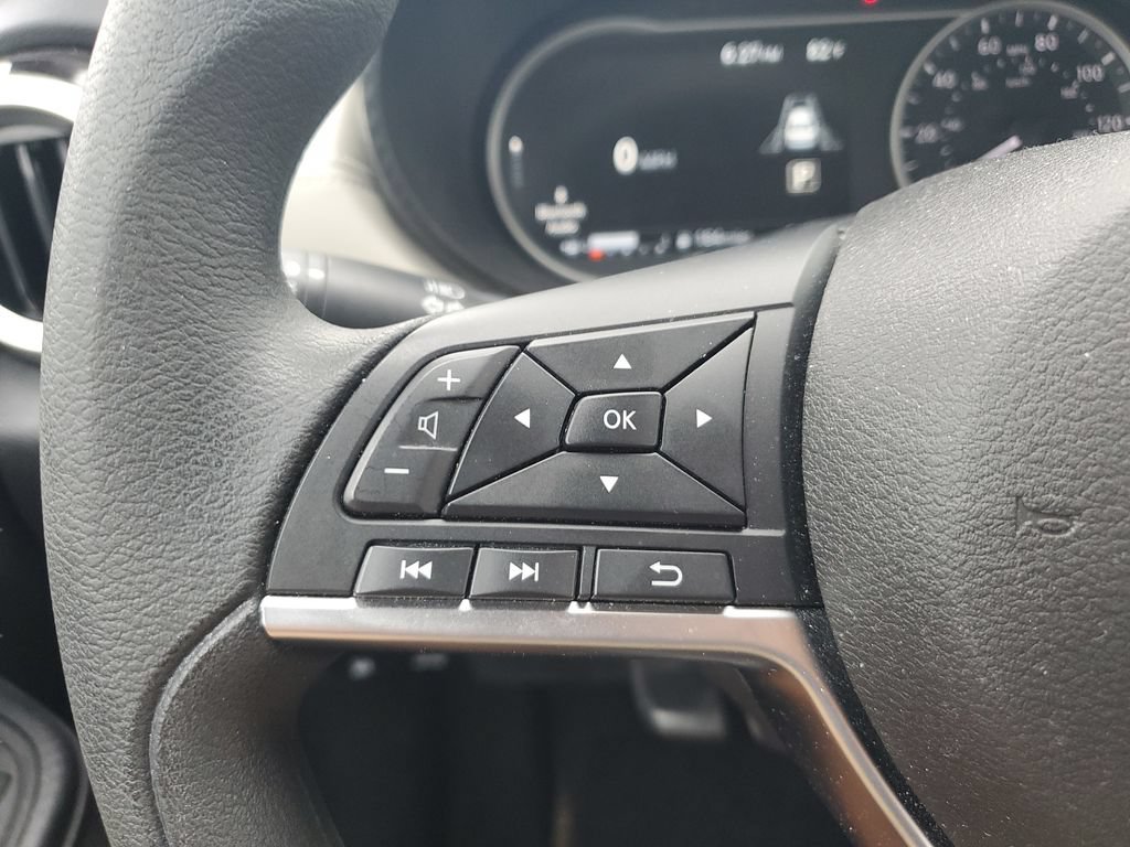 Used 2020 Nissan Versa SV FWD image 19