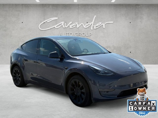 Used 2023 Tesla Model Y Long Range AWD/4WD image 2