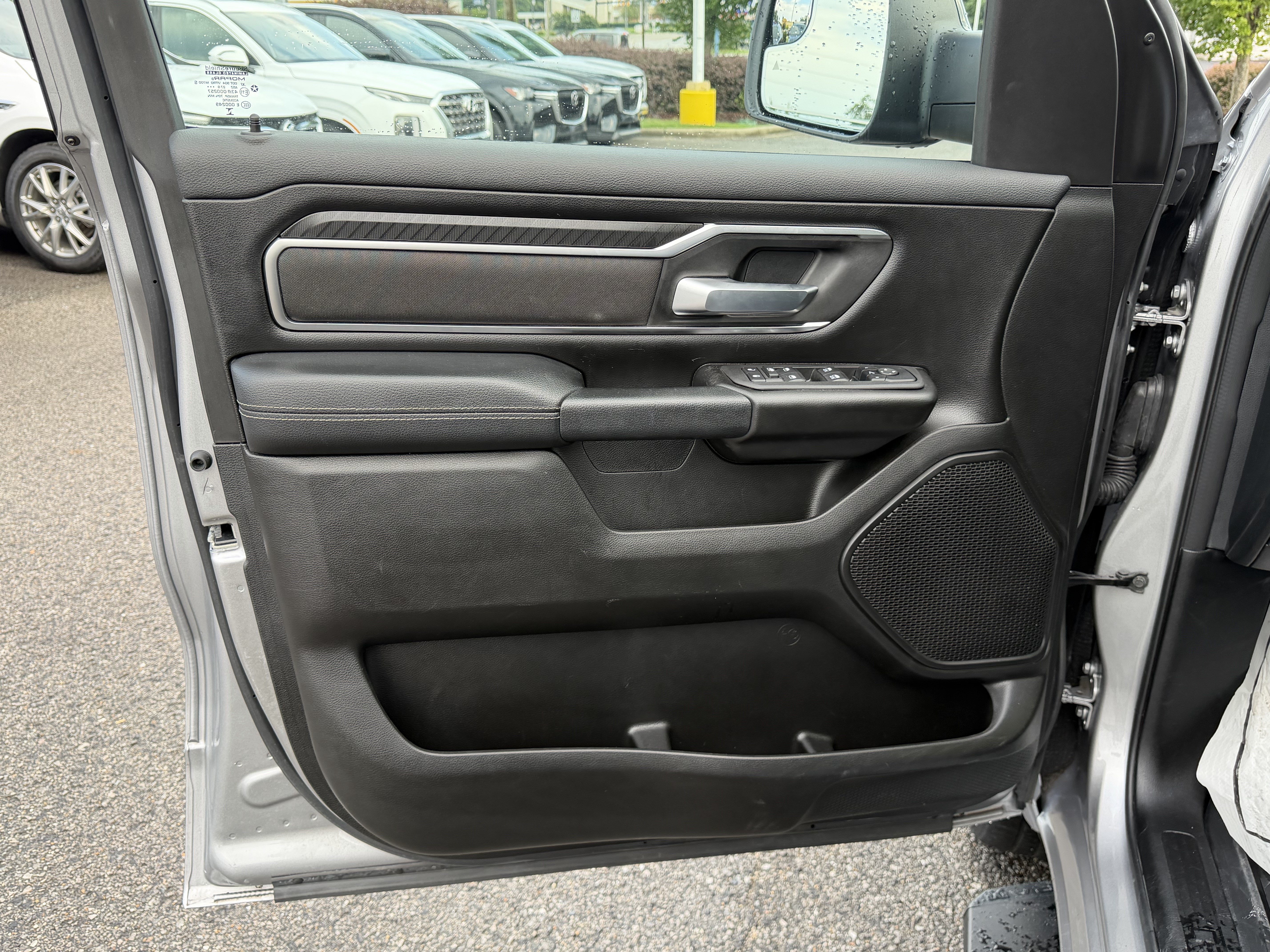 Used 2025 RAM 1500 Big Horn AWD/4WD image 14