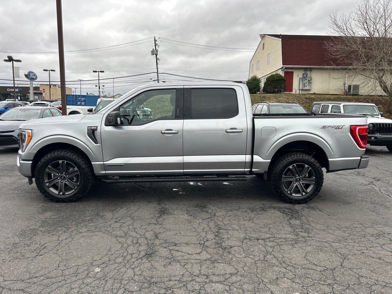 Certified 2023 Ford F150 XLT w/ Equipment Group 302A High image 5