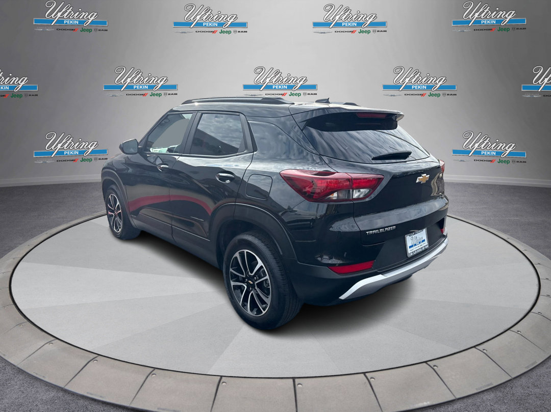 Used 2025 Chevrolet TrailBlazer LT image 5