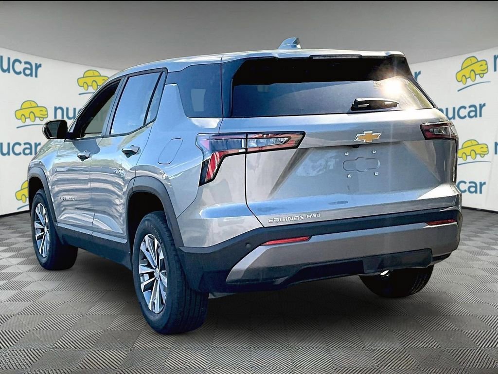 New 2026 Chevrolet Equinox LT w/ Convenience Package II AWD/4WD image 5