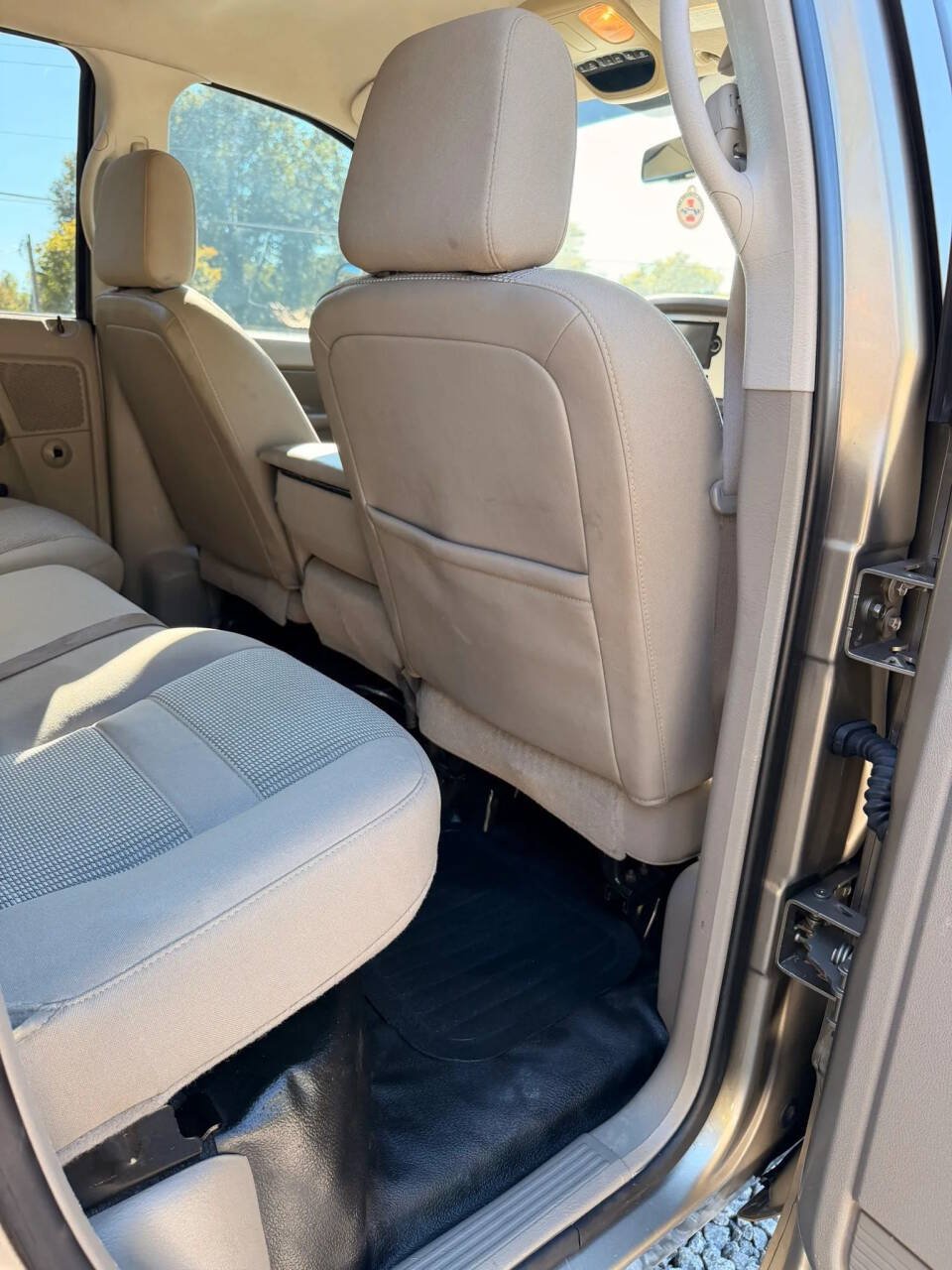 Used 2009 Dodge Ram 3500 Truck SLT w/ Popular Equipment Group AWD/4WD image 22