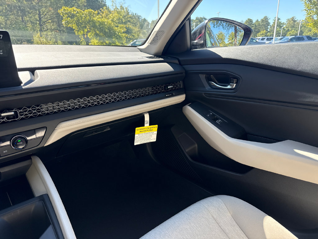 Certified 2026 Honda Accord SE image 18