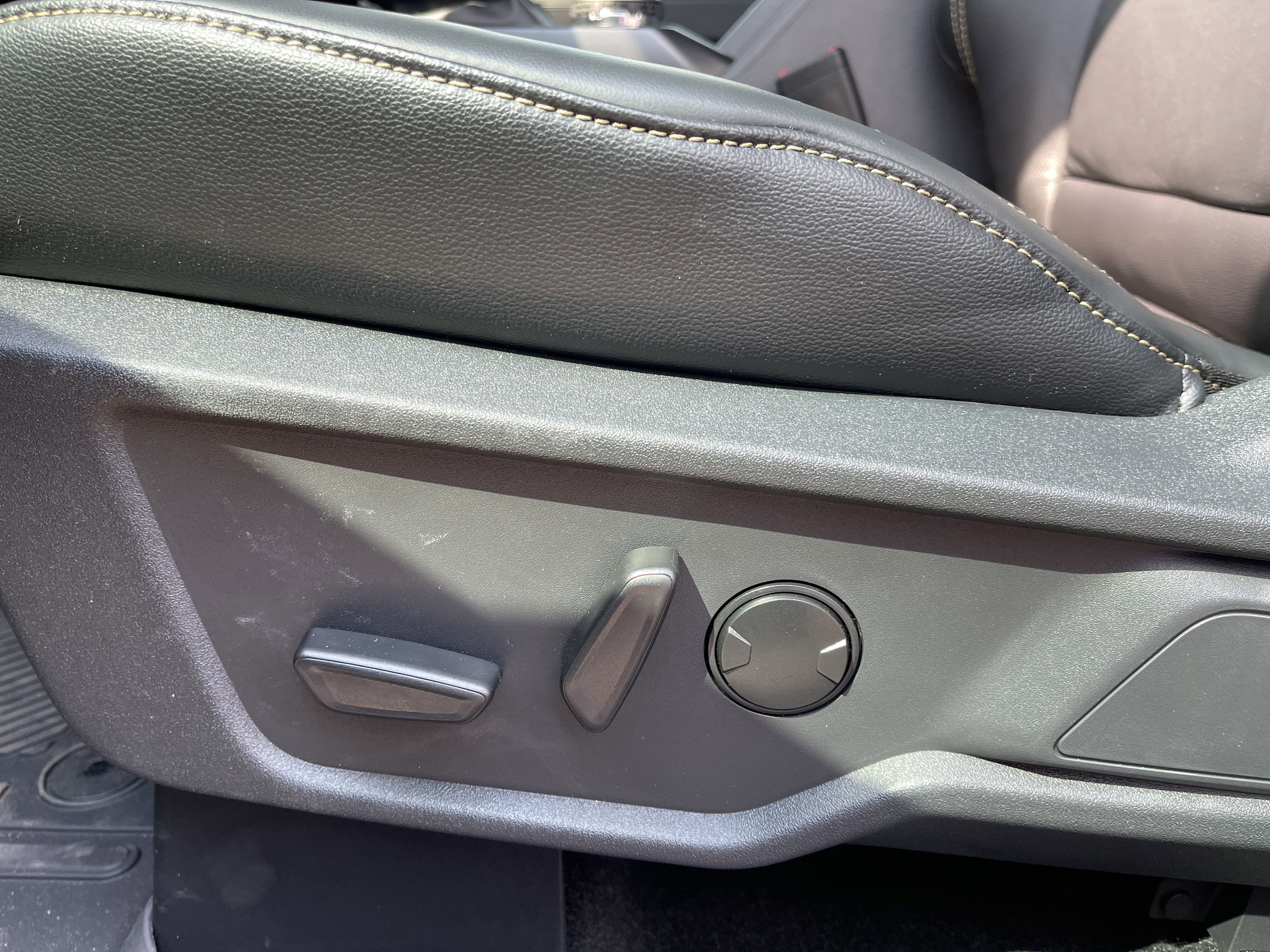 New 2025 Ford Bronco Badlands image 36