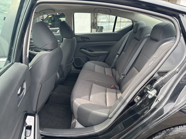 Used 2023 Nissan Altima 2.5 SV FWD image 18