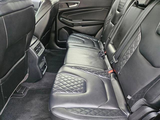 Used 2023 Ford Edge Titanium w/ Class II Trailer Tow Package image 18