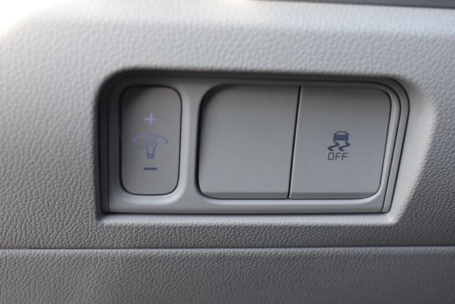 New 2026 Kia Sorento S w/ S Panoramic Sunroof Package FWD image 23