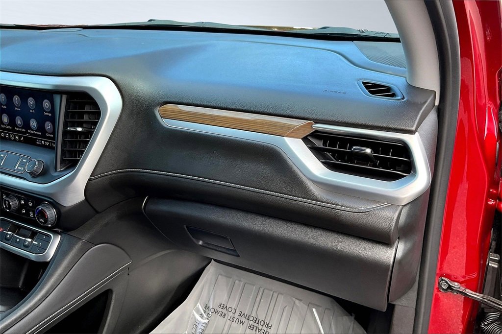 Used 2023 GMC Acadia SLE w/ Driver Convenience Package image 17