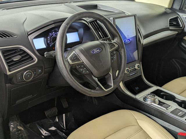 Used 2022 Ford Edge SEL image 11