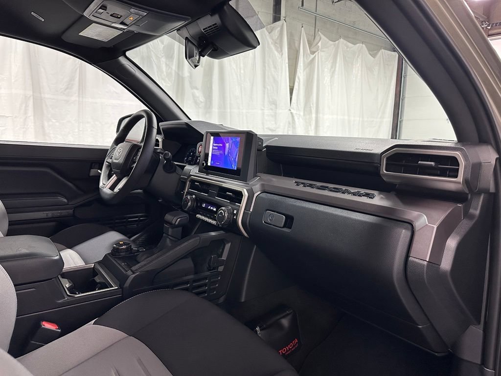 Used 2026 Toyota Tacoma TRD Off-Road AWD/4WD image 60